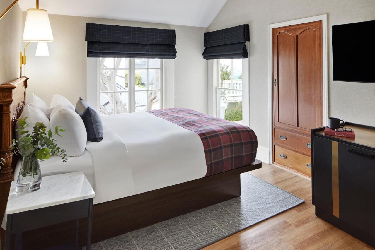 Gosby House Inn, A Four Sisters Inn Пасифик Гров Экстерьер фото