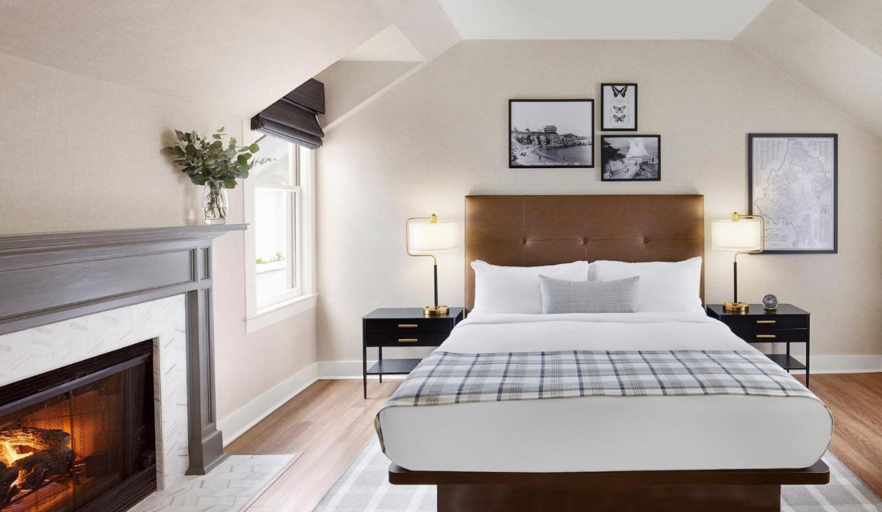Gosby House Inn, A Four Sisters Inn Пасифик Гров Экстерьер фото