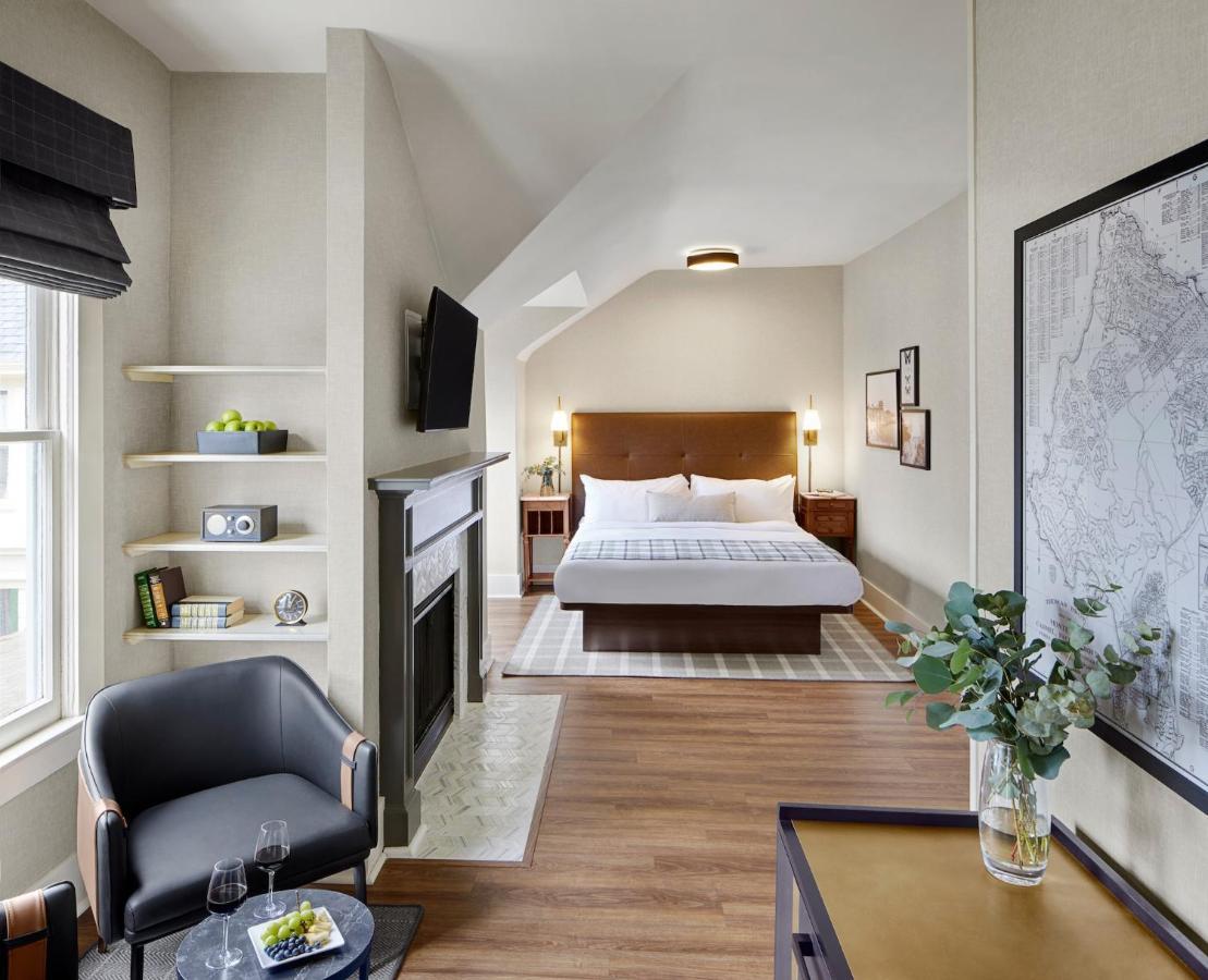 Gosby House Inn, A Four Sisters Inn Пасифик Гров Экстерьер фото