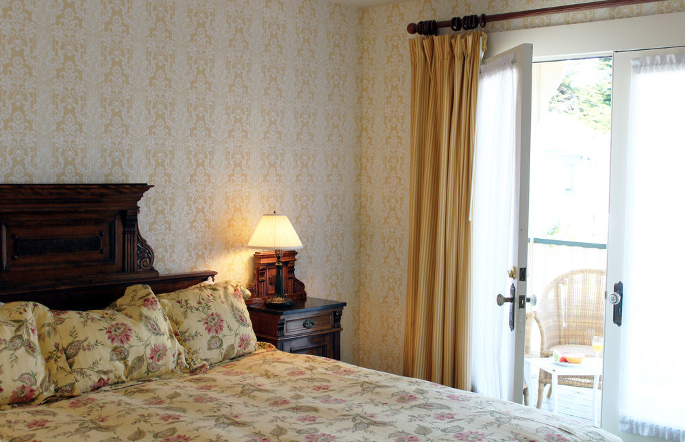 Gosby House Inn, A Four Sisters Inn Пасифик Гров Экстерьер фото